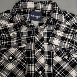 Wrangler Men's Black and White Checkered Shirt
